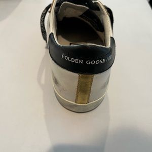 Golden goose size 37 (7) white with gold and black